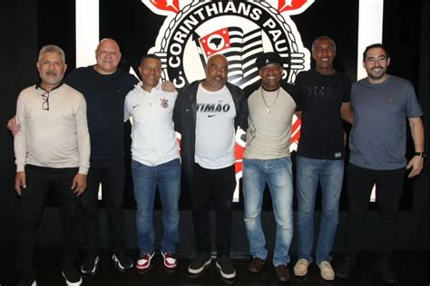 Viola Recebe Homenagem Do Corinthians No Parque S O Jorge Entenda