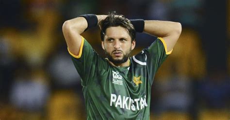 Shahid Afridi Picks The Better Captain Between Ms Dhoni And Ricky Ponting