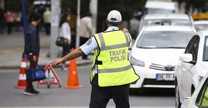 Ters Y N Cezas Nedir Trafikte Ters Y Nde Ara Kullanma Cezas Ne