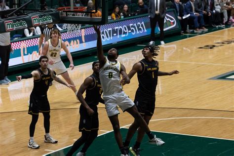 Men’s basketball tops UAlbany 69-57 - Pipe Dream