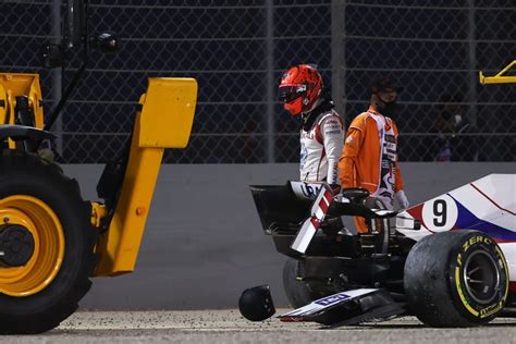 Nikita Mazepin Crashes on 3rd Corner of F1 Debut, Hamilton Wins ...