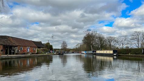 The Oxford Canal Thrupp Canal Basin Monday 7th March 2022 Images