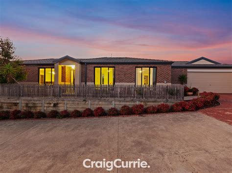 5107 Army Road Pakenham Vic 3810 Property Details