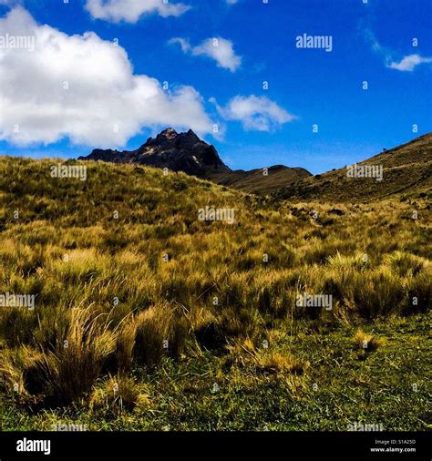 Quito volcano hi-res stock photography and images - Alamy