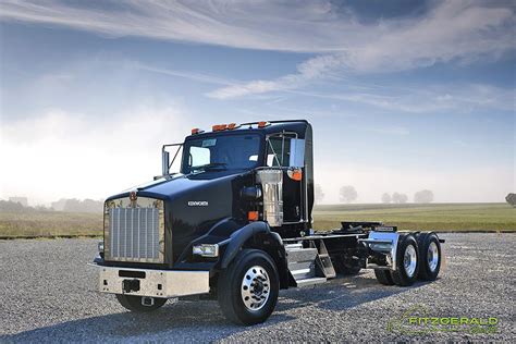 Kenworth T800 Fitzgerald Glider Kits