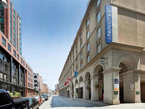 Novotel Toronto Centre | Get the Best Accommodation Deal - Book Self-Catering or Bed and ...