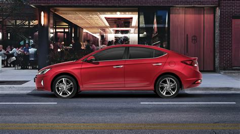 Hyundai Elantra Facelift Launched From Rm K Hyundai