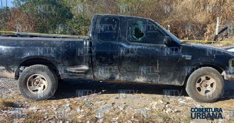 Fotos Localizan Camioneta Abandonada En Las Cercan As Del Poblado De