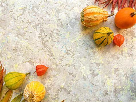 Premium Photo Autumn Flat Lay Composition With Decorative Pumpkins