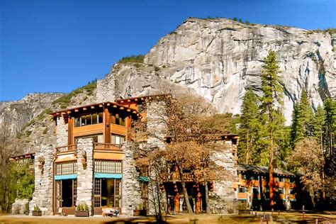 Best Yosemite Hotels in and Around Yosemite National Park