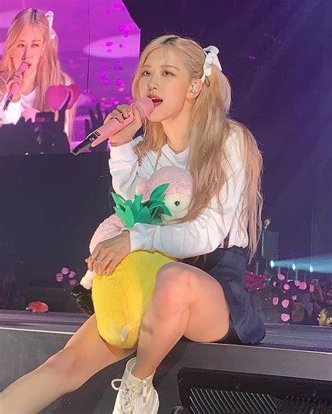 ؘ On Twitter Rosé Concert Blackpink Kpop Girls