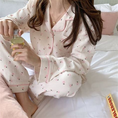 Pin By Selina On Lookbook Pajama Fashion Cute Pajama Sets Fashion