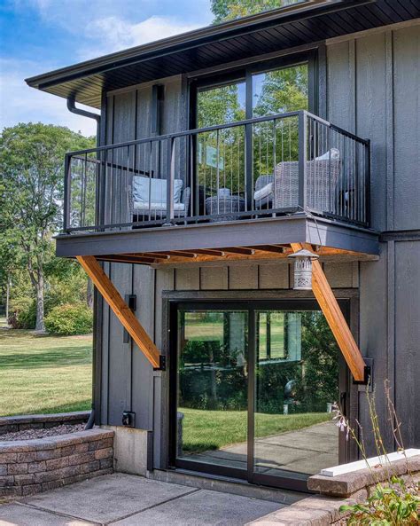 14 Ways to Modernize a Split-Level Home Exterior Without Renovating