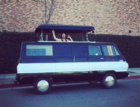 Caravan Rentals — Clubhouse Caravan Charters