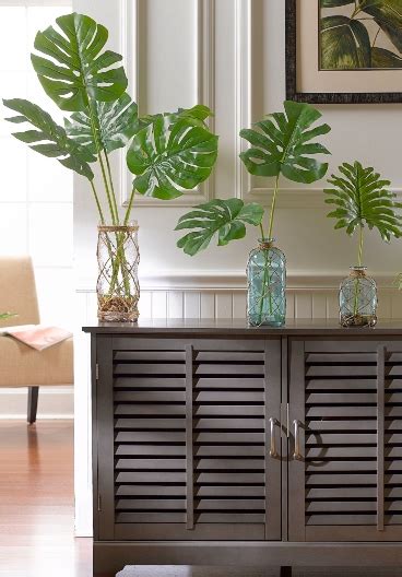 Decorating With Palm Leaves Fronds