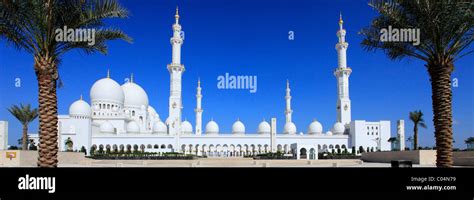 United Arab Emirates Abu Dhabi Sheikh Zayed Bin Sultan Al Nahyan Mosque