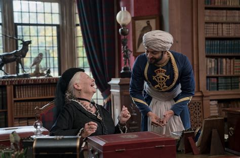 Review: Victoria and Abdul Forgets a Crucial Perspective | The Mary Sue