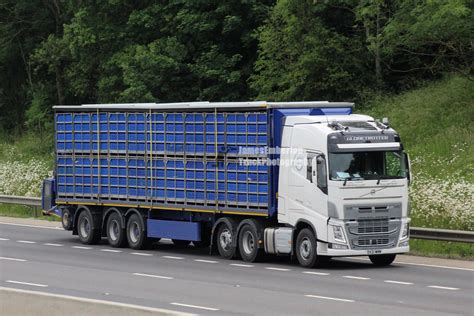 Uk Haulier Dx Wmm Taken M Coventry Jamesembertonphotography