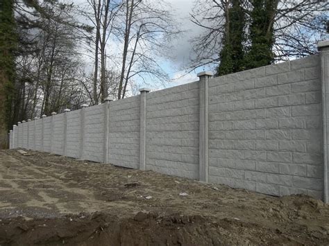 The Pros And Cons Of A Concrete Fence