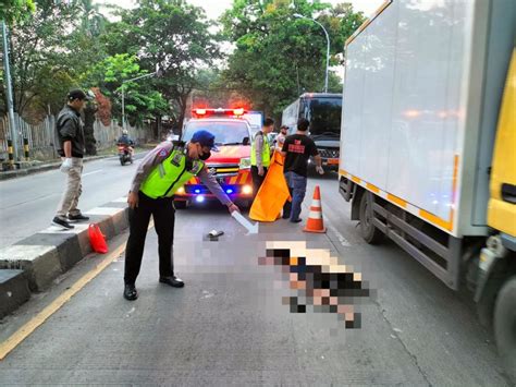 Pemotor Tewas Kecelakaan Di Jalan Raya Bogor