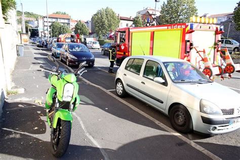 Collision Entre Une Moto Et Une Voiture Le Puy En Velay