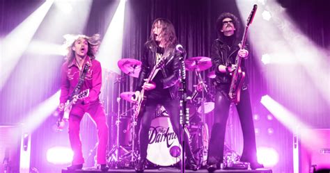 PHOTOS: The Darkness Brings Motorheart Tour To NYC With The Dead Deads