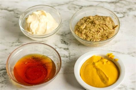 4 Ingredient Mustard Pretzel Dip · The Typical Mom