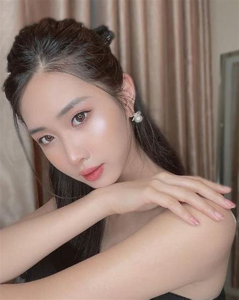 Hot Girl X S H U V Ng Eo Con Ki N Khi N Ch Em Ph T H N I N Nh