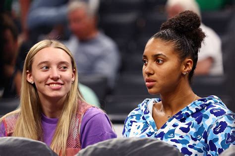 Are Paige Bueckers And Azzi Fudd Friends All We Know About The Uconn Duo