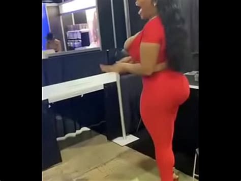 Día 1 Exxxotica 2021 demasiado sexy XVIDEOS