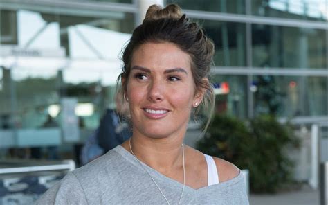 Rebekah Vardy Lands Down Under For Im A Celebrity 2017 London Evening Standard Evening Standard