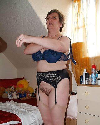 HOUSEWIVES ALL AGES LOVE SEXY LINGERIE Porn Pictures XXX Photos Sex