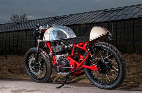 Royal Enfield Bullet Electra Modified Into Caf Racer In Stunning Fashion