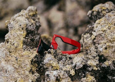 Shokz Brand Story – Shokz DE