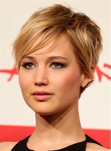 Popular Pixie Haircuts For Oblong Face