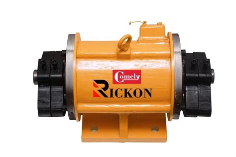 0 18 KW Unbalanced Vibratory Motors Upto 100 Degree Celcius 220 V Ac