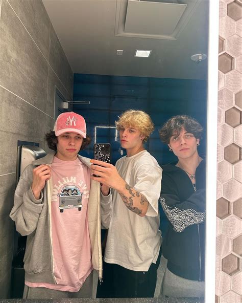 Who Are The Sturniolo Triplets Meet The Brothers Tiktok Fame J 14