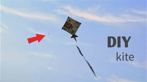 How To Make Newspaper Kite At Home Diy Kite How To Make Newspaper