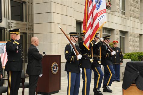 Fbi Washington Field Office Receives Pentagon Stone Commemorating