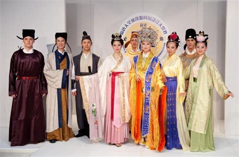 Shen Yun Costumes - Exploring the Fine Art of Chinese Dress | Ancient ...