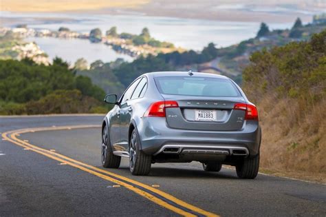 2018 Volvo S60 Cross Country Pictures 79 Photos Edmunds