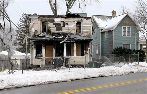 House fire kills 5 children in South Bend, Indiana - ABC News