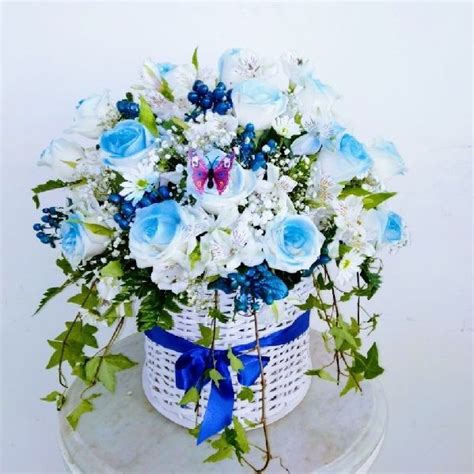 Recopilaci N Imagen Arreglos Florales Con Rosas Azules Abzlocal Mx