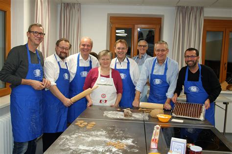 Kekse Backen F R Den Guten Zweck Braunau