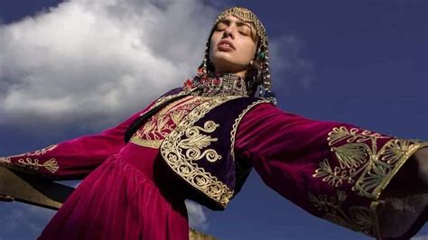 Afghan women who use fashion to challenge the Taliban – Muhammad Dress Up