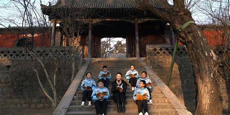 千年秘境，三晋之胜！《跟着书本去旅行》一起太原访古，晋祠探源圣母古建筑盘龙