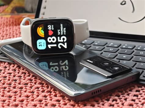 Test Redmi Watch 3 Active - wygoda i styl - TECHNOSenior