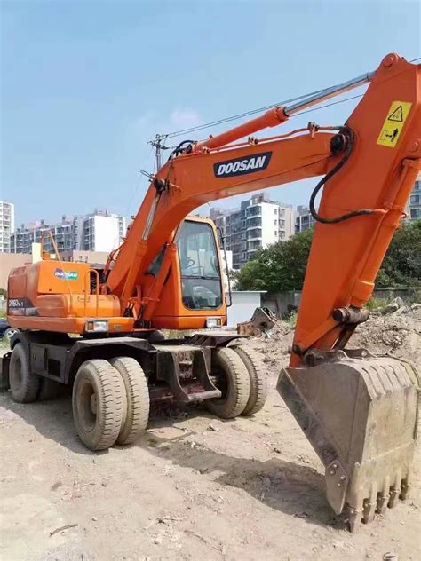 Doosan Wheel Excavator Used Doosan Dh150w 7 Wheel Excavator Original