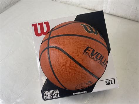 New Wilson Evolution Size 7 Indoor Game Ball Basketball SidelineSwap