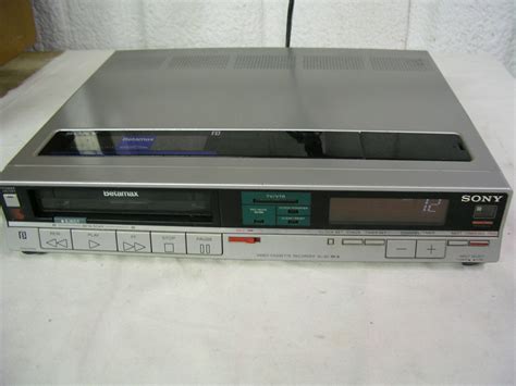 Vintage Sony Betamax Model Sl Video Cassette Recorder Cassette